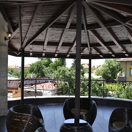 Hotel Paradise *