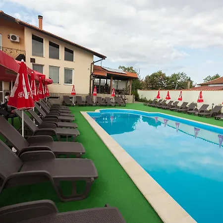 Paradise Hotel Elin Pelin