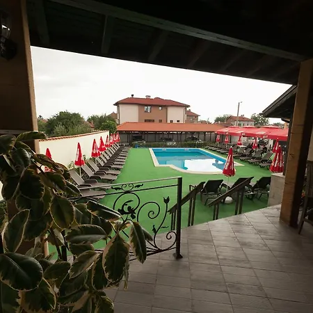 Paradise Hotel