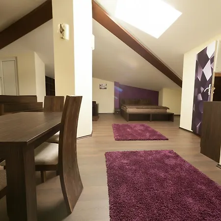 Paradise Hotel Elin Pelin